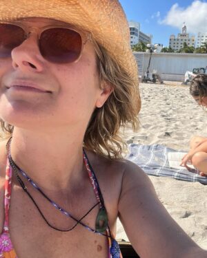 Libby Tanner Instagram - Miami So Dreamy 🍀🦎🌺