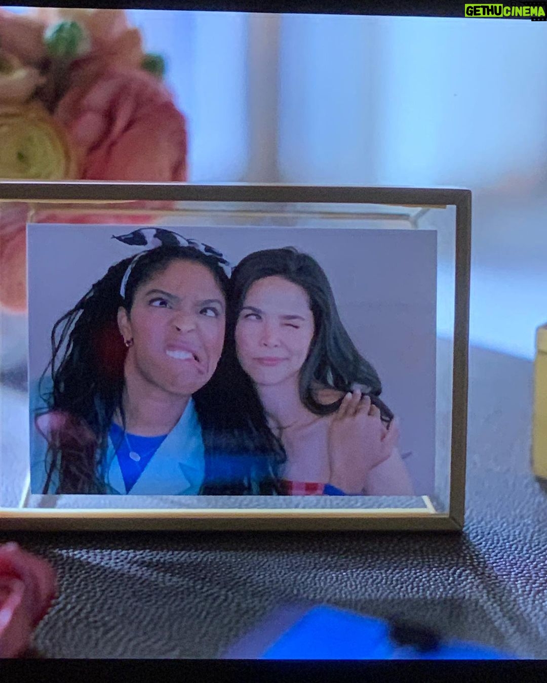 Lilan Bowden Instagram - Truly my best photograph performances in Ep 7 of Shrinking 🥰 Warning last slide a spoiler! (Shoutout to @thereeldarylj the best person to text about the show w/) Watch Shrinking now on AppleTV!! #shrinking #shrinkingappletv