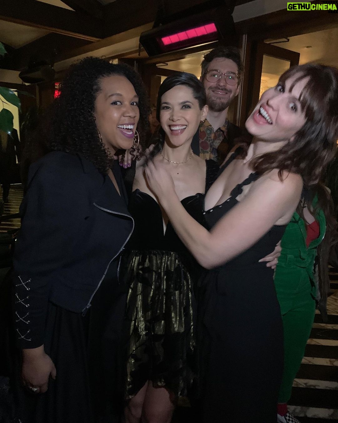Lilan Bowden Instagram - Me having fun and loving life at the SHRINKING premiere ๐๐๐ Now on Apple TV!! @appletvplus #shrinking (I wanted to add more photos of friends and castmates but they were landscape and didnโt fit the crop and honestly putting together more than one Insta post a month absolutely breaks me โบ๏ธ)