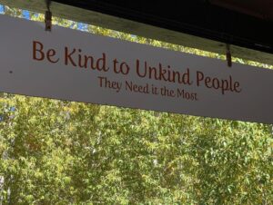 Lilan Bowden Instagram - Sedona 🪨🍃🍂🍁

 (clothesline in New Mexico)