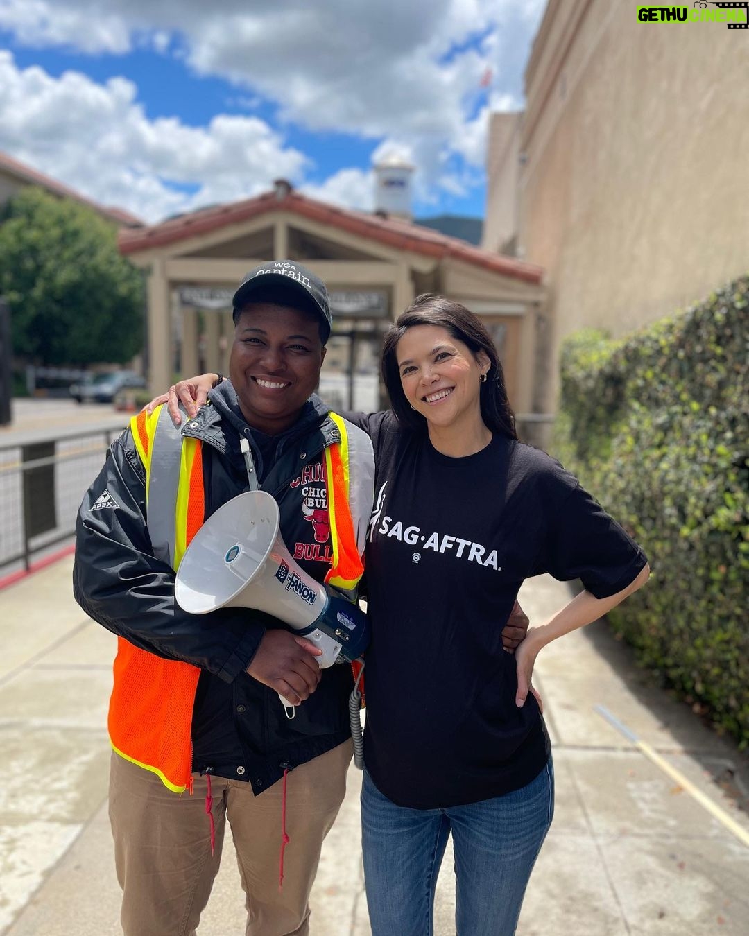 Lilan Bowden Instagram - LET’S GO WGA!! 🎉🎉🎉 Thrilled for the WGA to have negotiated an agreement with historic wins for writers, ensuring that TV writing becomes and remains a viable way to make a living!! This is also a CAPTAIN APPRECIATION POST for both WGA and SAG-AFTRA strikes! While my time on the picket line was limited due to my own labor movement (lol had a baby), I felt comforted knowing my friends and spouse were out there putting in countless hours as strike captains, organizing, rallying, and keeping up morale day after day. Gratitude for your unpaid time and dedication. I’m so proud to know you all. Strikes work and unions are powerful! Let’s keep it going for SAG-AFTRA! 1. Photo credit @oliver_vaquer 2. Photography by @j.w.hendricks 3. Strike captain (and my sweetheart) Nick Mandernach by @j.w.hendricks 4. Strike captain Alex Song-Xia 5. Strike captain Brittani Nichols 6. Strike captain Taylor Orci 7. Strike captain Henry Gammil 8. Strike captain Bennie Arthur (SAG) 9. Strike captain Kate Comer (SAG) 10. THANK YOU TO DREW CAREY FOR GENEROUSLY SUPPORTING WRITERS. YOU HELPED MY BABY GROW STRONG. #wgastrong #sagaftrastrong #unionpower #1u