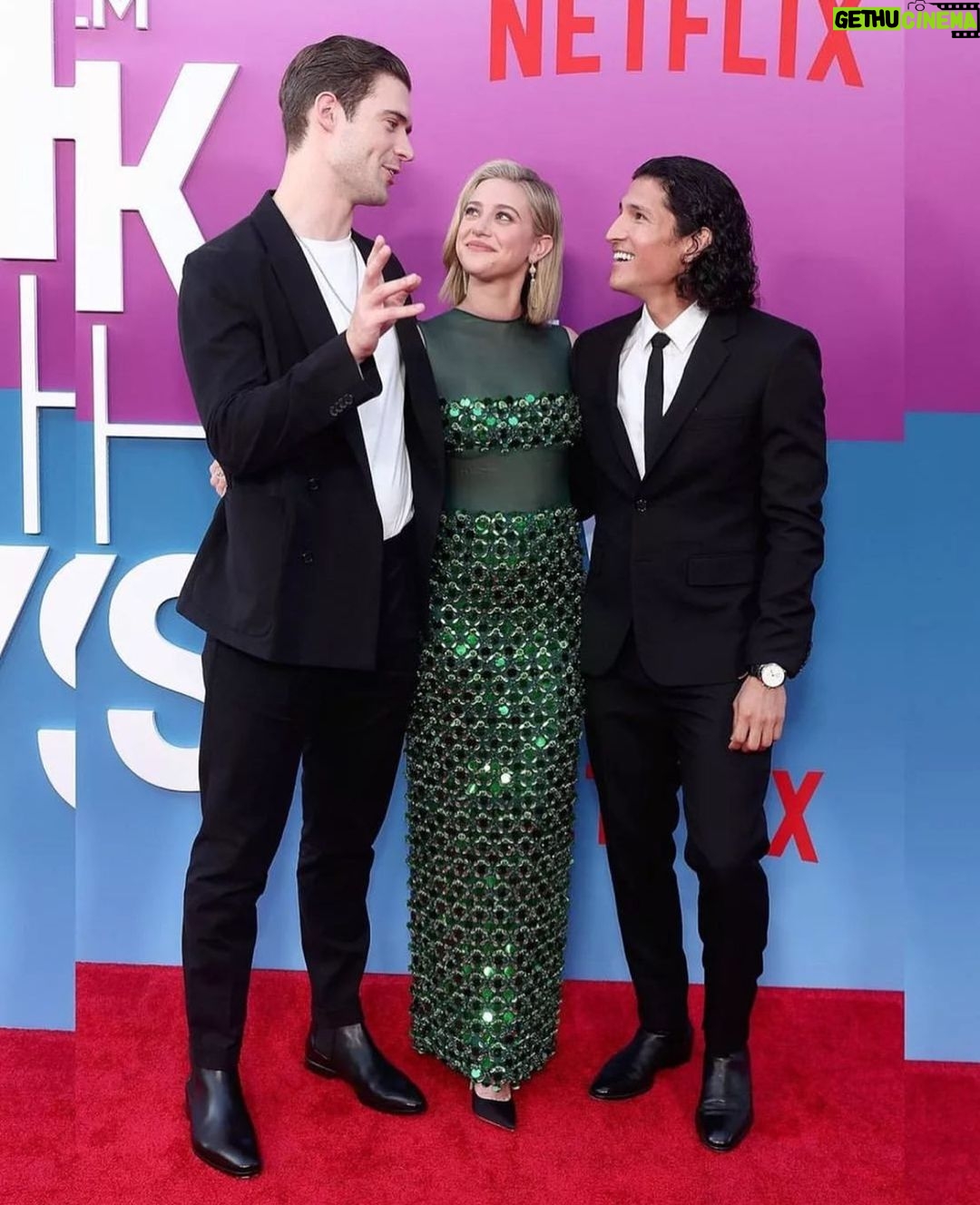 Lili Reinhart Instagram - My boys ❤️ #lookbothways is out NOW on @netflix