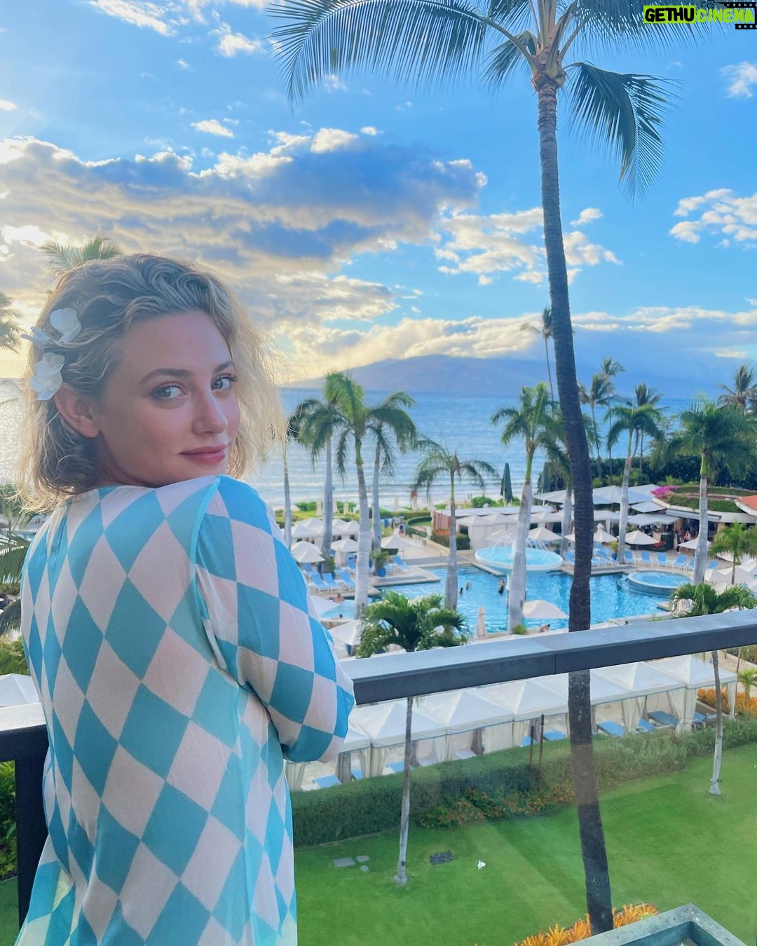 Lili Reinhart Instagram - Very thankful for this trip 🌈 Four Seasons Resort Maui at Wailea
