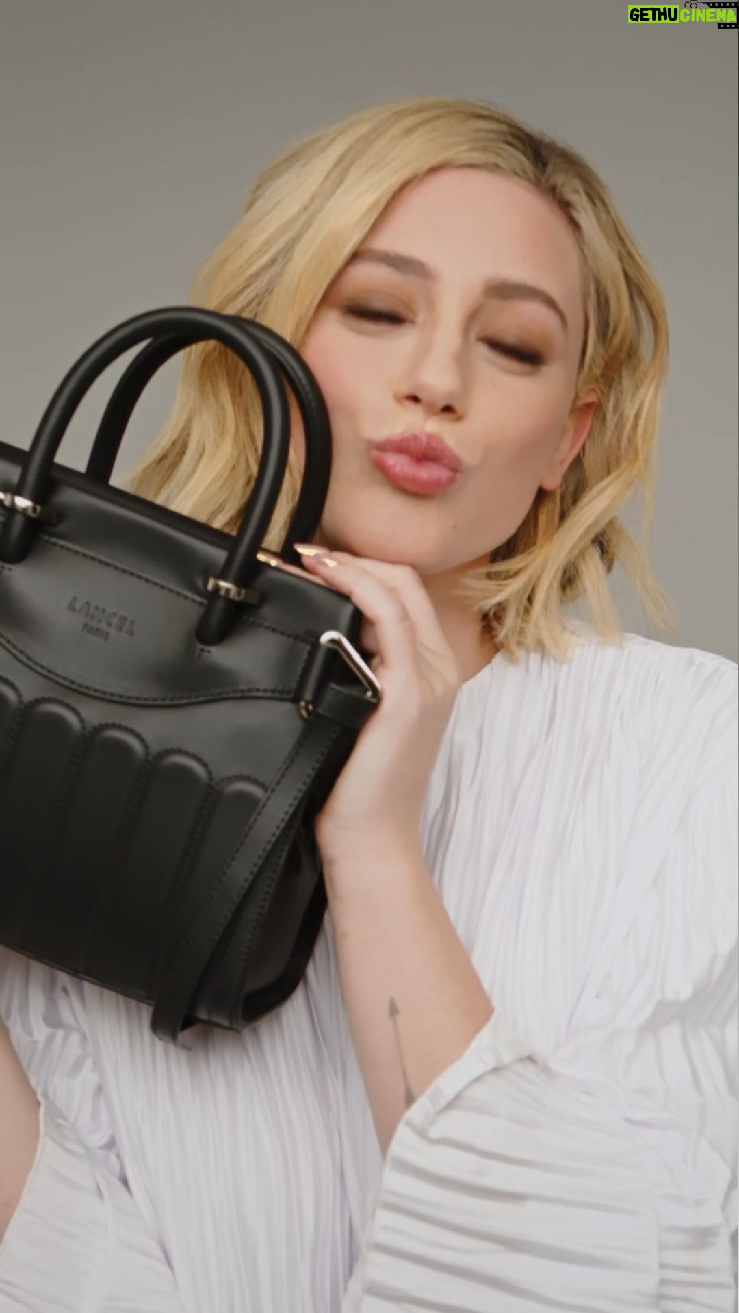 Lili Reinhart Instagram - L’amour toujours with Rodeo by @lancelparis! #LancelParis #LiliForLancel #LancelTwist #RodeoByLancel