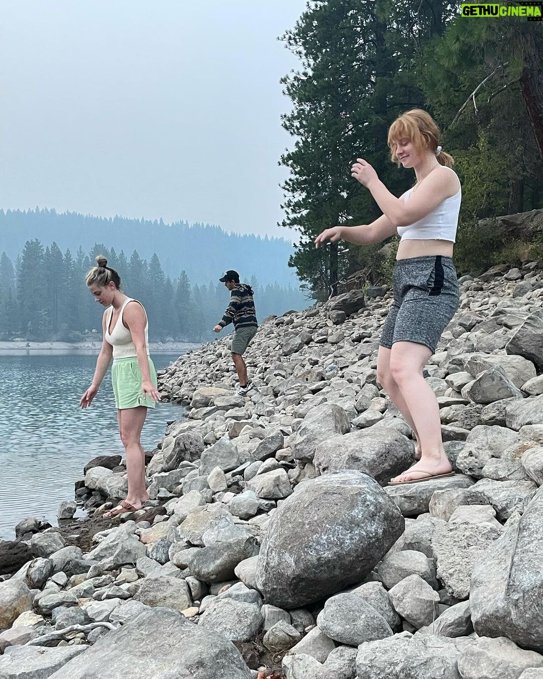 Lili Reinhart Instagram - Where the fairies live. Mount Shasta, California