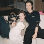 Lili Reinhart Instagram – Frands⛄️