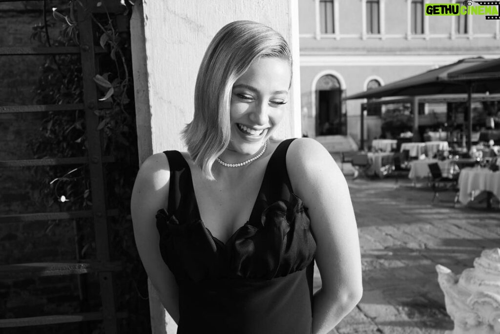 Lili Reinhart Instagram - Gen-A, sometimes mistaken for someone named “Jenny” when organizing a water-taxi in Venice. @armanibeauty #armanibeauty #lippower #venezia80