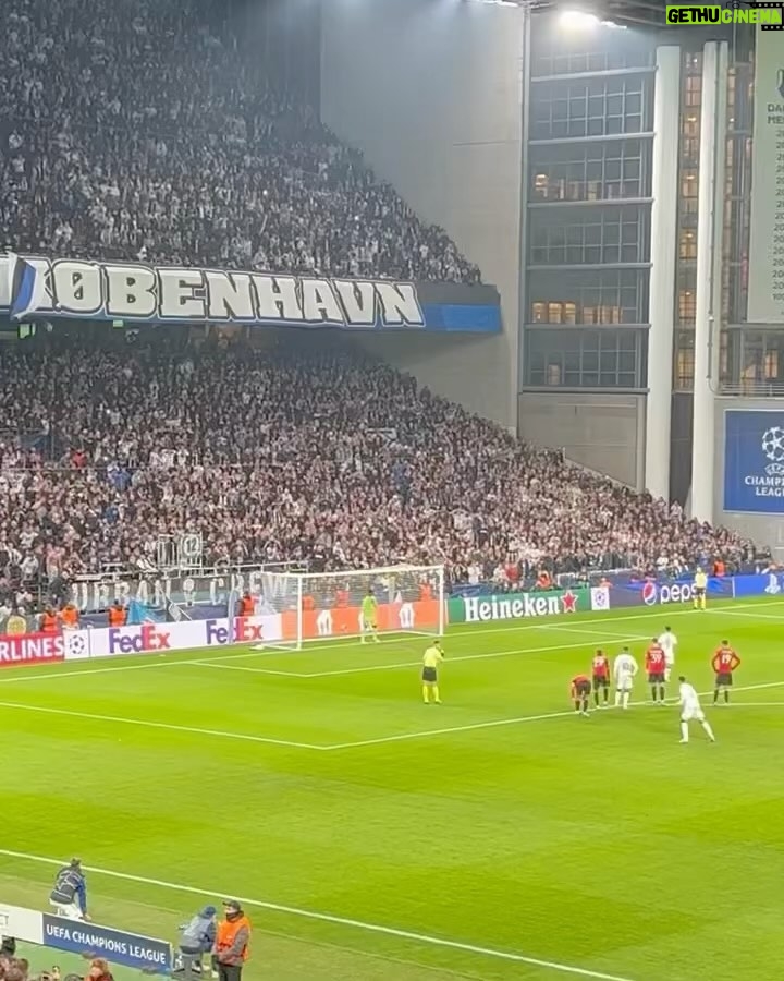 Lily Collins Instagram - Cheering on our home away from home team! Such an INSANE game and wildly fun evening — congrats @fc_kobenhavn!…
