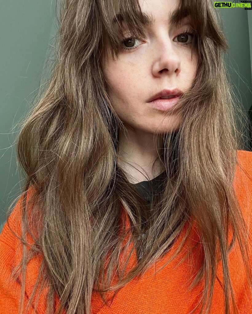 Lily Collins Instagram - Today I #WearOrange to honor those whose lives have been lost or forever affected by gun violence. Thoughts and prayers are not enough - have never been enough. #WearOrange originated in 2015 to honor the life of Hadiya Pendleton, a high school student who was killed on a playground in Chicago. Her friends decided to commemorate her life by wearing orange, the color hunters wear in the woods to protect themselves and others. ⁣ I #WearOrange in her memory and in memory of every life lost to senseless gun violence. Visit @everytown @momsdemand or WearOrange.org to learn more about how you can support the ongoing fight, today and every day…
