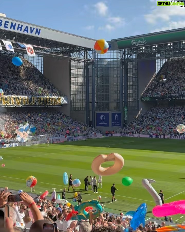 Lily Collins Instagram - Cheering on our home team F.C. København!… Parken - København