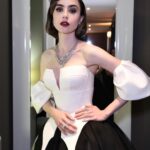 Lily Collins Instagram - @Lancomeofficial close ups last night for The #MetGala’s Ode to Karl. Thank you to my genius glam team @fionastiles and @gregoryrussellhair for bringing this classic look to life. Your artistry always floors me. More to come…
