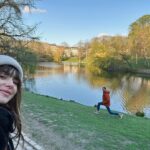 Lily Collins Instagram - Morning smooch, stroll, and stretch…