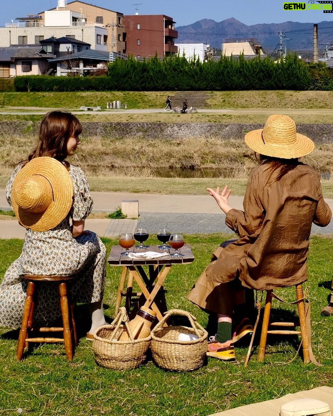 Lily Collins Instagram - Our Japanese coffee break…