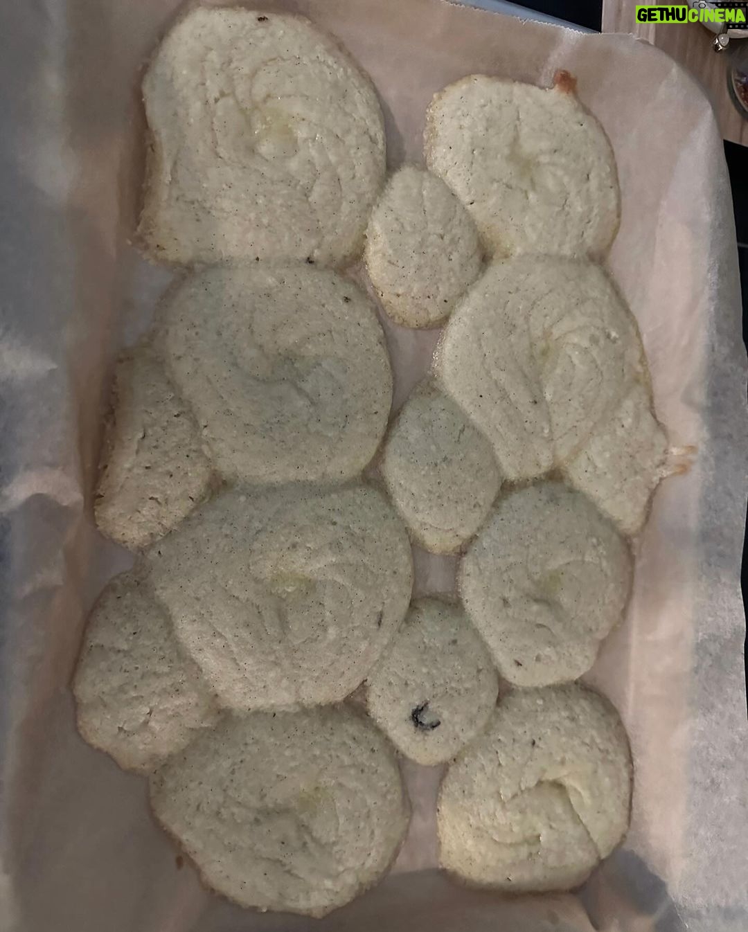 Lily Collins Instagram - You win some, you lose some. Star baker may not be in the cards for 2024…