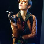 Lily Cowles Instagram - Love the skin you’re in 🎮 MI6