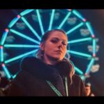 Lily Cowles Instagram - Nuestra Señora de Dolores Ruega por nosotros pecadores Season finale of Roswell, NM Tonight at 9 on the CW Like a knife to the heart