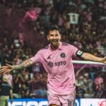 Lionel Messi Instagram - Estoy orgulloso de todo lo que el equipo logró esta temporada. Con el trabajo y el esfuerzo de todos, fuimos capaces de ganar la @leaguescup consiguiendo el primer título en la historia del @intermiamicf, llegamos a la final de la Lamar Hunt U.S. @opencup y estuvimos incluso peleando por meternos en los Playoffs de la @mls prácticamente hasta el último momento. Nos quedamos con todo lo bueno y sobre todo con las ganas de mejorar para ser aún más competitivos el próximo año. Me gustaría agradecer a toda la gente del club y de la ciudad de Miami por el apoyo que nos dan siempre. Estoy seguro que seguiremos viviendo juntos momentos increíbles como ya ocurrió en estos últimos meses. Un abrazo para todos! Miami, Florida