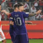 Lionel Messi Instagram - Otra victoria importante en Lima para seguir sumando juntos. Vamos!!! 🙌🇦🇷 Lima, Peru