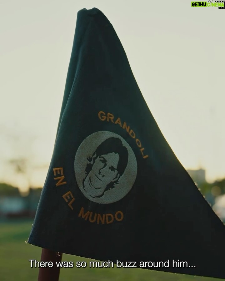 Lionel Messi Instagram - Me enamoré del fútbol cuando tenía cuatro años, jugando en Rosario. Gracias a @gatoradearg por traerme tantos buenos recuerdos de mi infancia con este regalo. I fell in love with football when I was four years old playing in my hometown Rosario. Thanks to Gatorade for bringing all the great memories from my childhood with this gift.