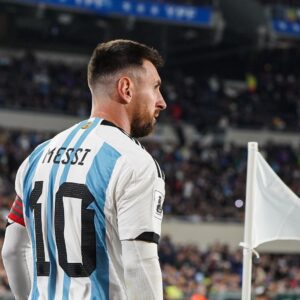 Lionel Messi Instagram - Un triunfo muy valioso para comenzar este nuevo camino! Gracias a todos por el apoyo una vez más!!! 👏👏 #VamosArgentina