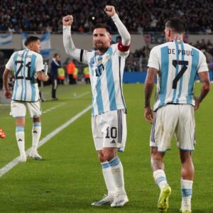Lionel Messi Instagram - Un triunfo muy valioso para comenzar este nuevo camino! Gracias a todos por el apoyo una vez más!!! 👏👏 #VamosArgentina