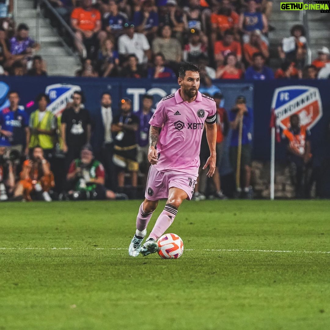 Lionel Messi Instagram - Vamosssssss!!!!! 💪💪 @opencup Cincinnati, Ohio