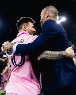 Lionel Messi Instagram - Una noche inolvidable… 💫 @leaguescup