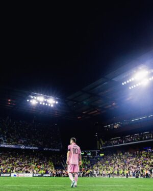 Lionel Messi Instagram - Una noche inolvidable… 💫 @leaguescup
