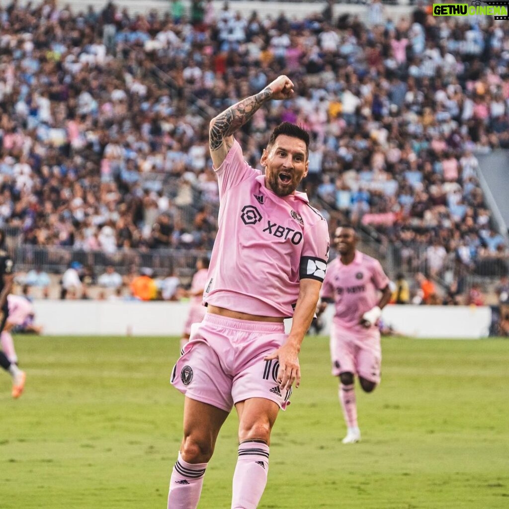 Lionel Messi Instagram - Trabajamos para llegar a la final y lo conseguimos!!! 💪 Aún nos queda el último pasito… @leaguescup