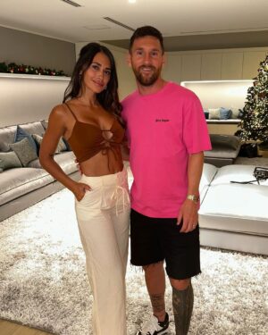 Lionel Messi Instagram - Feliz 2024 !!