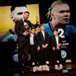 Lionel Messi Instagram - Solo tengo palabras de agradecimiento para toda la gente de todo el mundo que tanto me apoyó durante mi carrera y a quienes quiero dedicar de manera especial este premio, junto con mi familia que siempre estuvo a mi lado. Este es un Balón de Oro que también quiero compartir con mis compañeros de @afaseleccion, cuerpo técnico, los empleados… Porque sin el Mundial que logramos juntos hubiera sido imposible ganarlo. Felicitaciones a todos los premiados y muchas gracias! Théâtre Châtelet