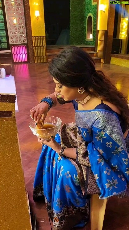 Lipi Mohapatra - 155.8K Likes - Gol Gol Gupchup 😉👌😜
.
.
#lipi #gupchup #instafood #instalike #fun #vibe #trending #odiareel #odiaactrees #odiasong #odiareels #odisha #gupchup #set #didino1 #demand #masti #instagram #trendingreels #viralreels #viral #odiafood #cuttakia #kattapani #instamood #odiagirl