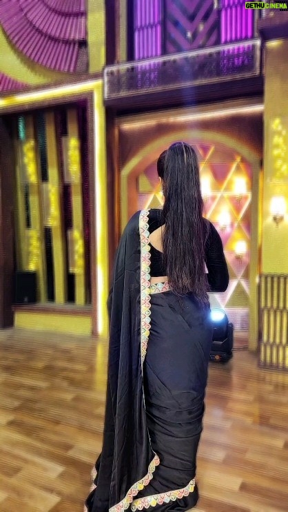 Lipi Mohapatra - 13.2K Likes - Good night.❤️🫰❤️
.
.
#lipi #goodnight #goodvibes #trending #happiness