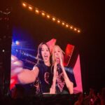 Lisa Instagram - Paris est magique grâce à vous 🤍
