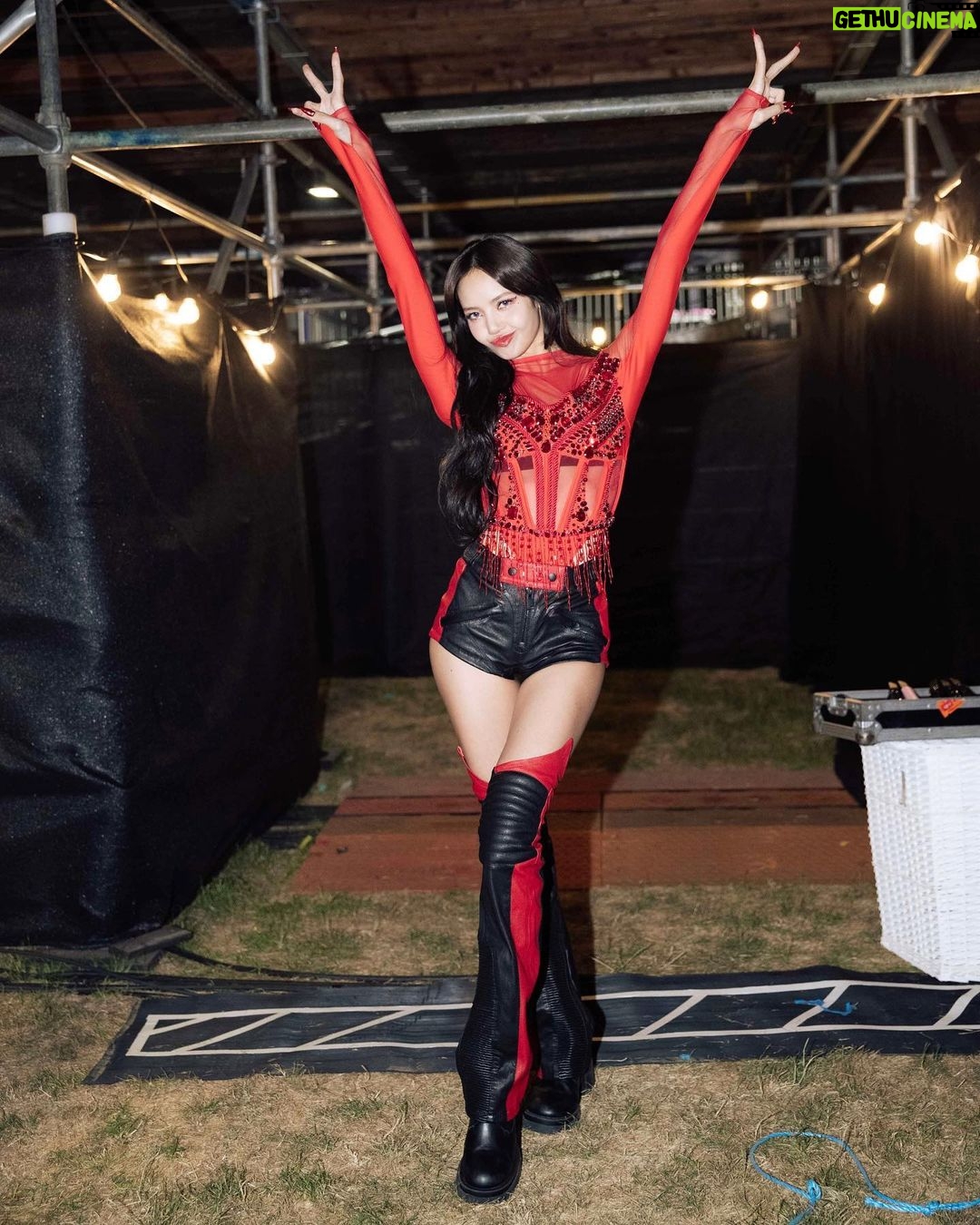 Lisa Instagram - Thank you BST Hyde Park for the great memories. Hope you all enjoyed as much as we did ☺️🇬🇧