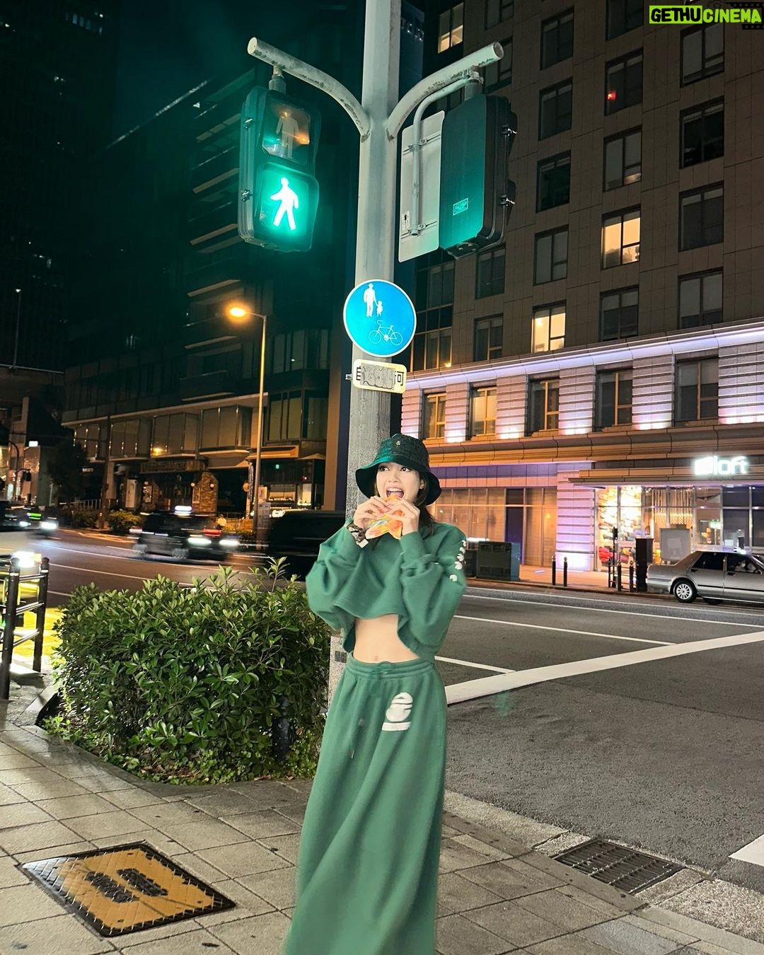 Lisa Instagram - 大阪 Blink~ とても楽しかったです! 来るたびにいつもドキドキで、 やっぱり期待を裏切らない🫶🏻 めっちゃ愛してるで💗