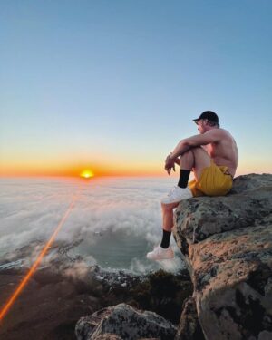 Logan Paul Instagram - south africa you have my tiny little heart ❤️