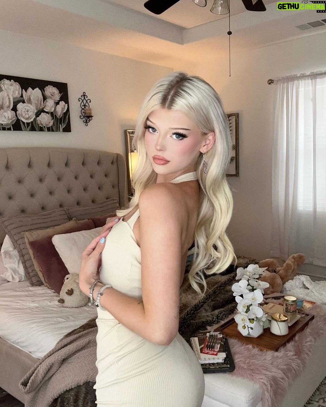 Loren Gray Instagram - 🫶🏻 @fashionnova #fashionnovapartner