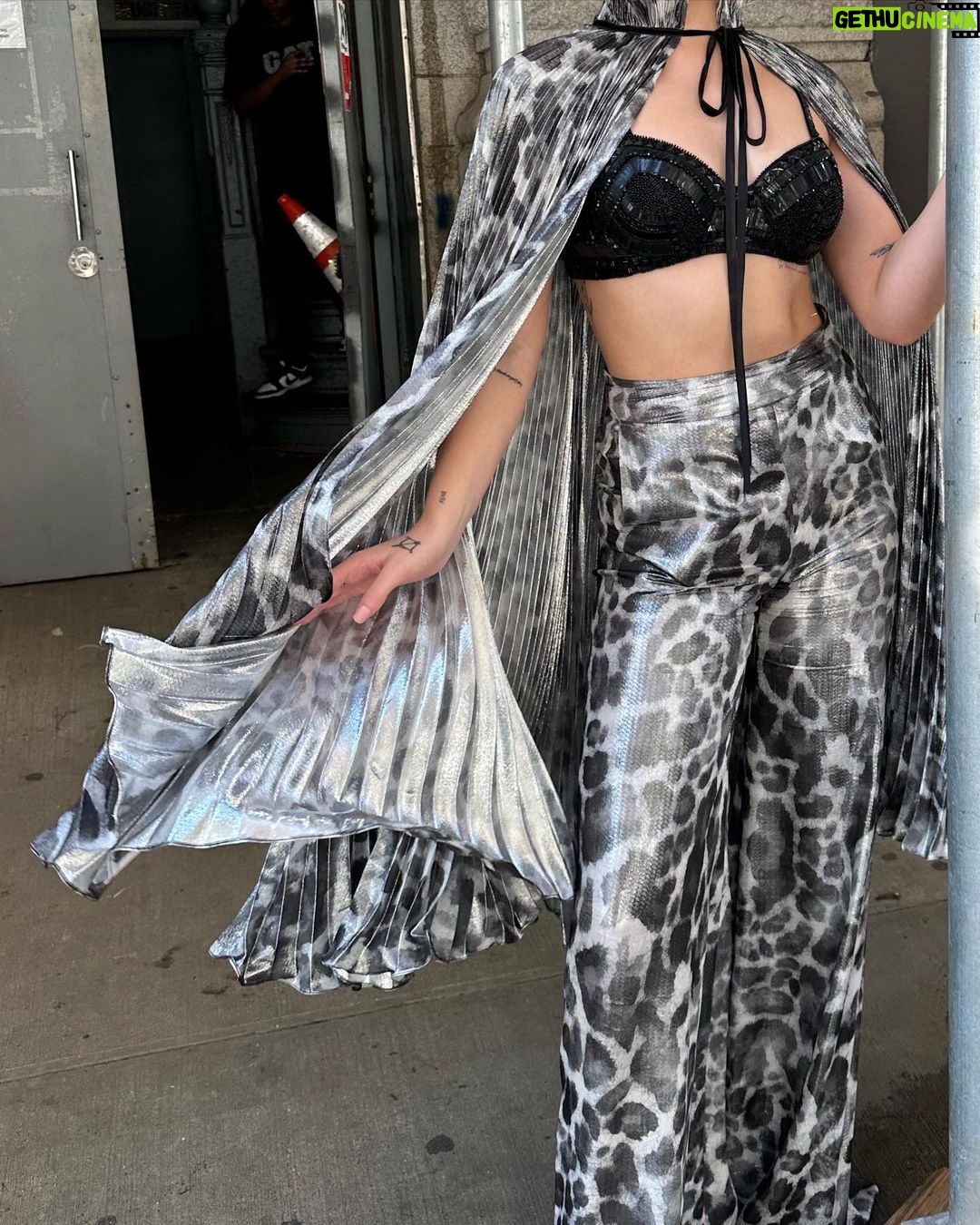 Loren Gray Instagram - @naeemkhannyc beautiful show