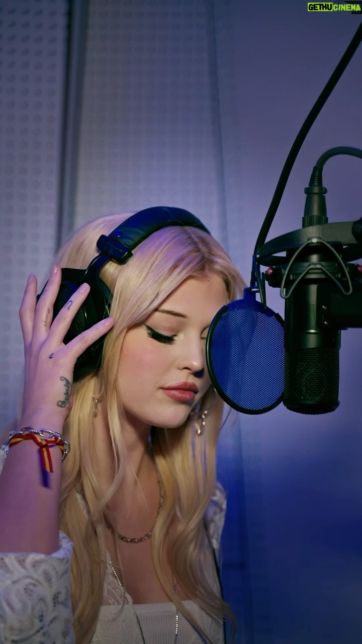 Loren Gray - 87.9K Likes - 👀 #AgentStateFarm #ad