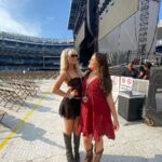 Loren Gray Instagram - the best time ever @jonasbrothers @livenation #thetour #livenationpartner