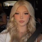 Loren Gray Instagram - surpriseeee i’m going to collaborate w @airbnb to give u an inside look at my tour !! we’ll get to hang out for 1 night and prep for tour ♡ booking opens on may 2 at 10 am PT. can’t wait to have a sleepover w you soon 🏠