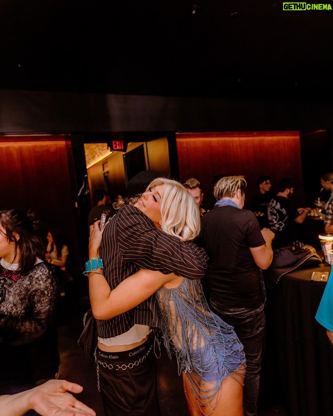Loren Gray Instagram - speechless. i have so many people to thank for making my birthday/ the release of my album so special. @kaviarrestaurants thank you for having us & making the day so special. my beautiful friends, my team, MY FANS. i love u beyond words.