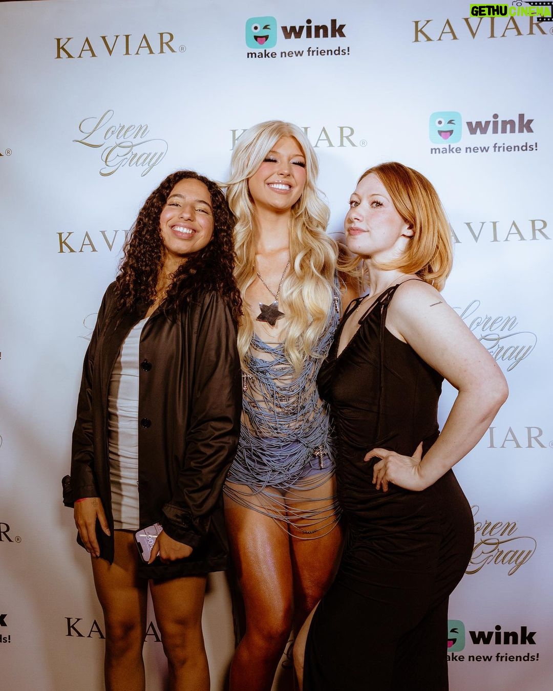 Loren Gray Instagram - speechless. i have so many people to thank for making my birthday/ the release of my album so special. @kaviarrestaurants thank you for having us & making the day so special. my beautiful friends, my team, MY FANS. i love u beyond words.