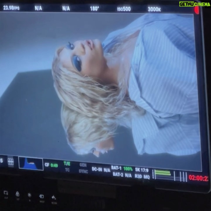 Loren Gray Instagram - the music video for never be perfect is out now!!! so bittersweet to say this is the last music video that will be in your hands before the album. thank you to everyone for watching along and supporting my journey this far. only upward from here. π Director - @parismumpower (with me!!) Producer - @adammiko_ AD/Graphics - @domalommm Director of Photography - @ivytellin AC - @ethansmithh15 Gaffer - Scott Moody Electric - Ryan Moody Key Grip - Ed Barraza Production Designer - @teaghanrohan Set Dresser - @sammyybranch Set Dresser - Valerian Mozaidze Production Coordinator - @shesrakim Stylist - @tabitharsanchez Stylist Assistant - @elmozworlddd Makeup - @makeupartistmichael Hair - @angelinapanelli Single Cover Photographer - @bryceglenn_ BTS Photographer - @stolenbesos Bear & BTS Photographer - @hashtagcatie