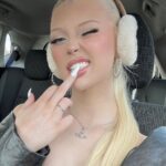 Loren Gray Instagram - my skin so fkn dry i hate acne meds