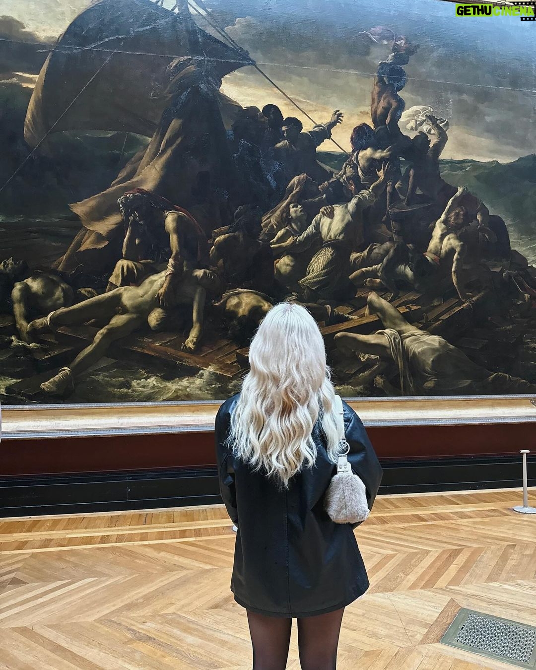 Loren Gray Instagram - somewhere the culture’s clever Paris, France
