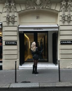 Loren Gray Instagram - somewhere the culture’s clever Paris, France