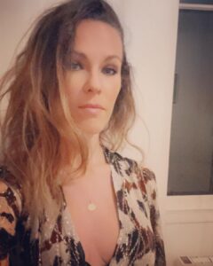 Lorie Pester Instagram - Vous passez un bon réveillon ?