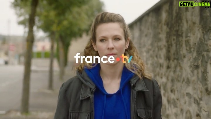 Lorie Pester Instagram - Je vous donne rdv samedi sur @france3 dans « les mystères de le duchesse » 🎬 @jeremybanster @france.tv @flachfilmprod @sylvette_frydman #telefilm #fiction #policier